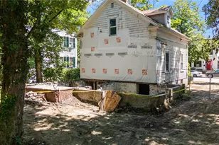 145 High St, Bristol, RI 02809 - Photo 9