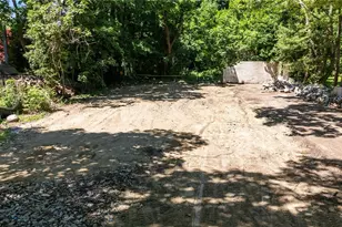 145 High St, Bristol, RI 02809 - Photo 11