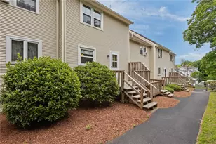 43 High St, Northbridge, MA 01588 - Photo 3
