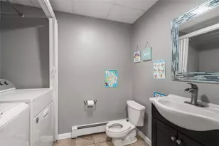 2372 Diamond Hill Rd, Cumberland, RI 02864 - Photo 29