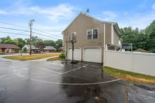 2372 Diamond Hill Rd, Cumberland, RI 02864 - Photo 33