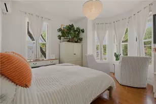 67 Perry St, Newport, RI 02840 - Photo 13