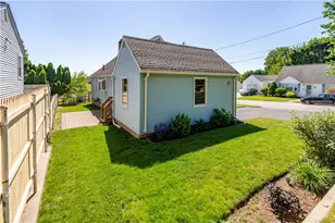 11 Bellevue Dr, Cranston, RI 02920 - Photo 47