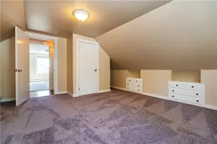 11 Bellevue Dr, Cranston, RI 02920 - Photo 33