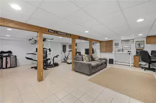 7 Ledgemont Dr, Warwick, RI 02886 - Photo 37