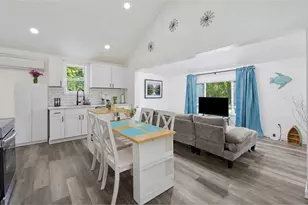 1703 Crandall Rd, Tiverton, RI 02878 - Photo 5