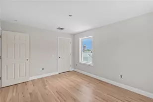37 Murray St, Providence, RI 02909 - Photo 13
