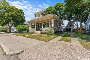 61 Nathanael Ave, Pawtucket, RI 02860 - Photo 3