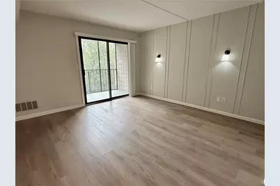 650 East Greenwich Avenue #302, West Warwick, RI 02893 - Photo 13