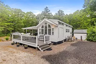 13 Newberry Ln, Hopkinton, RI 02832 - Photo 3