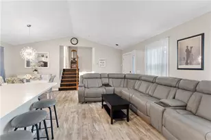 11 Damian Ct, North Providence, RI 02911 - Photo 9