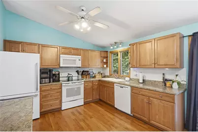 3870 Diamond Hill Road, Cumberland, RI 02864 - Photo 11