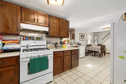 95 Providence Street, West Warwick, RI 02893 - Photo 25