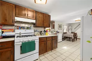 95 Providence St, West Warwick, RI 02893 - Photo 25