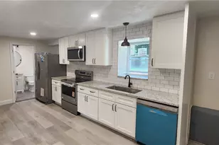 16 Sherman Ave, North Providence, RI 02911 - Photo 3