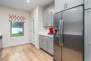 73 W Valley Cir, West Warwick, RI 02893 - Photo 11