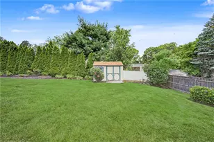 117 Larchmont Rd, Warwick, RI 02886 - Photo 41