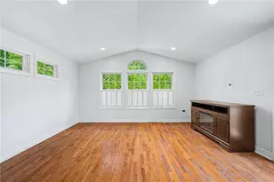 117 Larchmont Rd, Warwick, RI 02886 - Photo 15