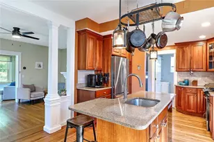 15 Bow St, Cranston, RI 02905 - Photo 13