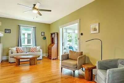 15 Bow Street, Cranston, RI 02905 - Photo 5