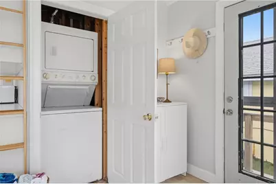 64 Burnside Avenue, Narragansett, RI 02882 - Photo 11