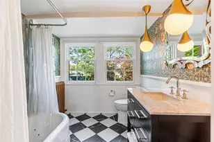 79 Clarendon Ave, Providence, RI 02906 - Photo 37