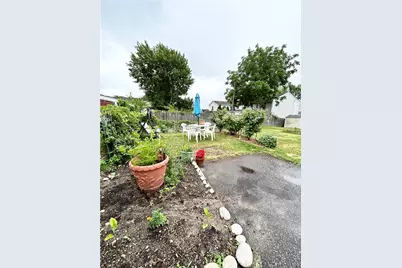 302 State Street, Bristol, RI 02809 - Photo 5