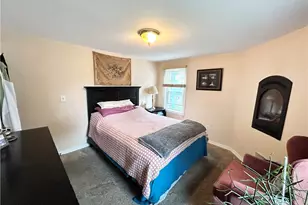 302 State St, Bristol, RI 02809 - Photo 17