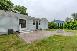 8 Barnes St, Smithfield, RI 02828 - Photo 39
