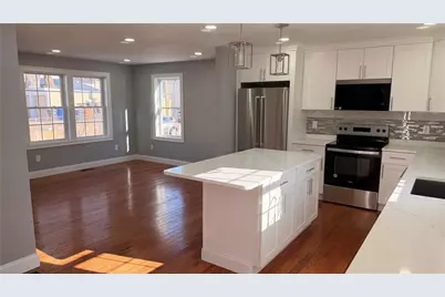 35 Hurley Avenue, Pawtucket, RI 02860 - Photo 5