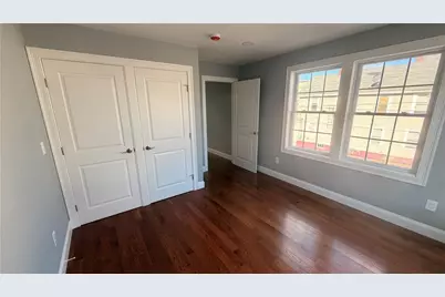 35 Hurley Avenue, Pawtucket, RI 02860 - Photo 9