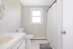 12 Ellen St, Bristol, RI 02809 - Photo 17