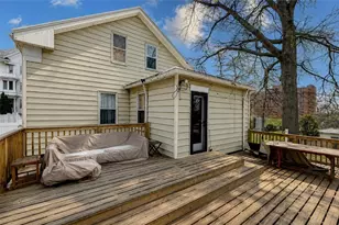 38 Pleasant St, Providence, RI 02906 - Photo 3