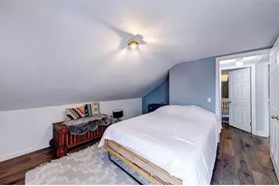 38 Pleasant St, Providence, RI 02906 - Photo 15