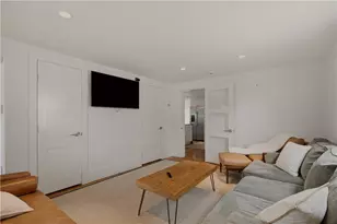 59 Houston Ave, Newport, RI 02840 - Photo 13