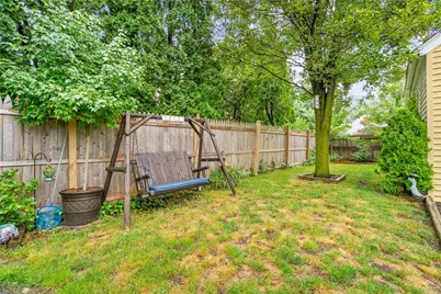 321 West Forest Avenue, Pawtucket, RI 02860 - Photo 27