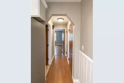 48 Madeleine Avenue, Woonsocket, RI 02895 - Photo 9