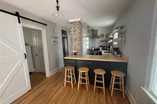 111 Cedar Ave, Portsmouth, RI 02871 - Photo 5