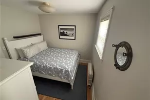 111 Cedar Ave, Portsmouth, RI 02871 - Photo 7