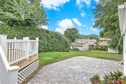140 Lexington Avenue, North Providence, RI 02904 - Photo 41