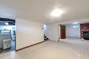 140 Lexington Ave, North Providence, RI 02904 - Photo 33