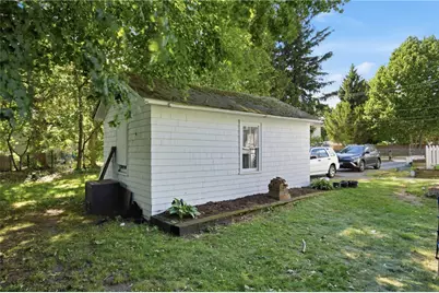 222 Harrison Avenue, Warwick, RI 02888 - Photo 31