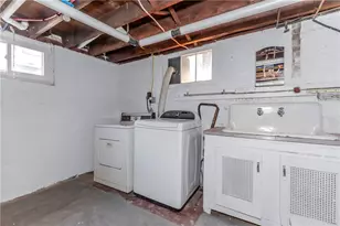 41 Wellesley Ave, North Providence, RI 02911 - Photo 41