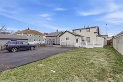 215 Kenyon Avenue, Pawtucket, RI 02861 - Photo 25