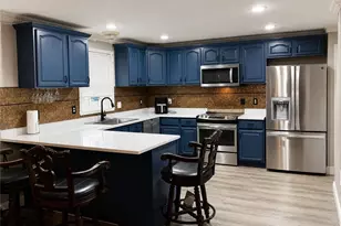 29 Grant St, Providence, RI 02909 - Photo 7