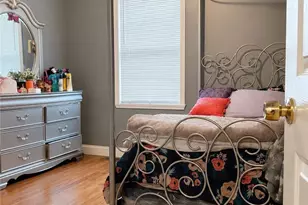 29 Grant St, Providence, RI 02909 - Photo 15