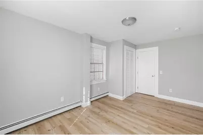 82 Burnside Avenue, Newport, RI 02840 - Photo 7