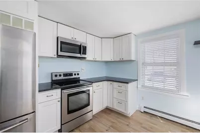 82 Burnside Avenue, Newport, RI 02840 - Photo 11