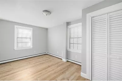 82 Burnside Avenue, Newport, RI 02840 - Photo 15