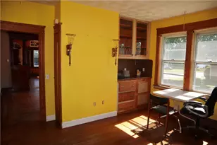 133 Wampanoag Trl, East Providence, RI 02915 - Photo 13